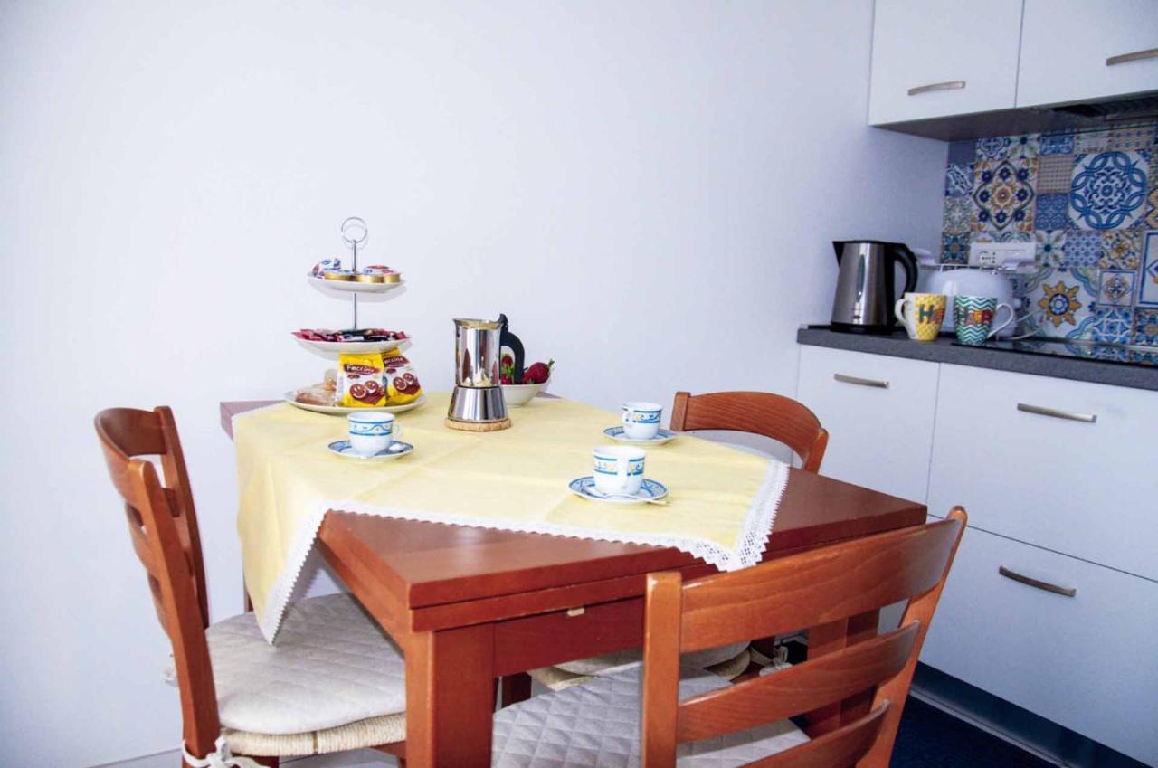 Peonia Appartement Amalfi Buitenkant foto