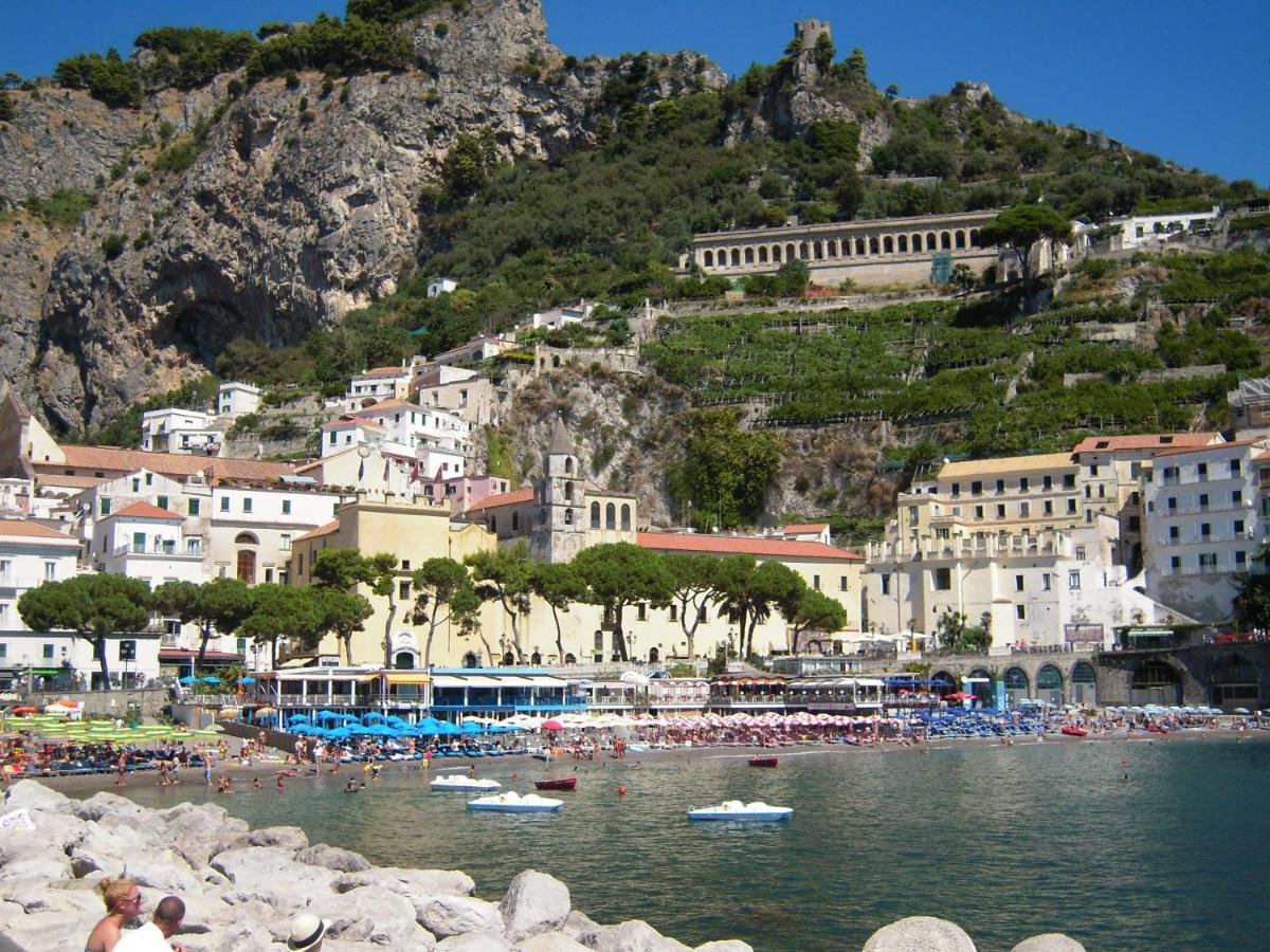 Peonia Appartement Amalfi Buitenkant foto